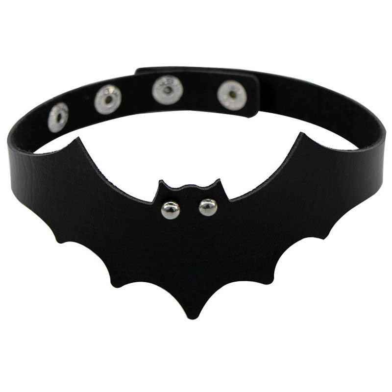 Lil Batty faux leather bat collar choker
